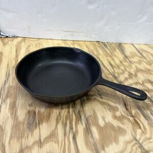 Vintage BSR Cast Iron Skillet No. 5 – 8 1/8” With Heat Ring
